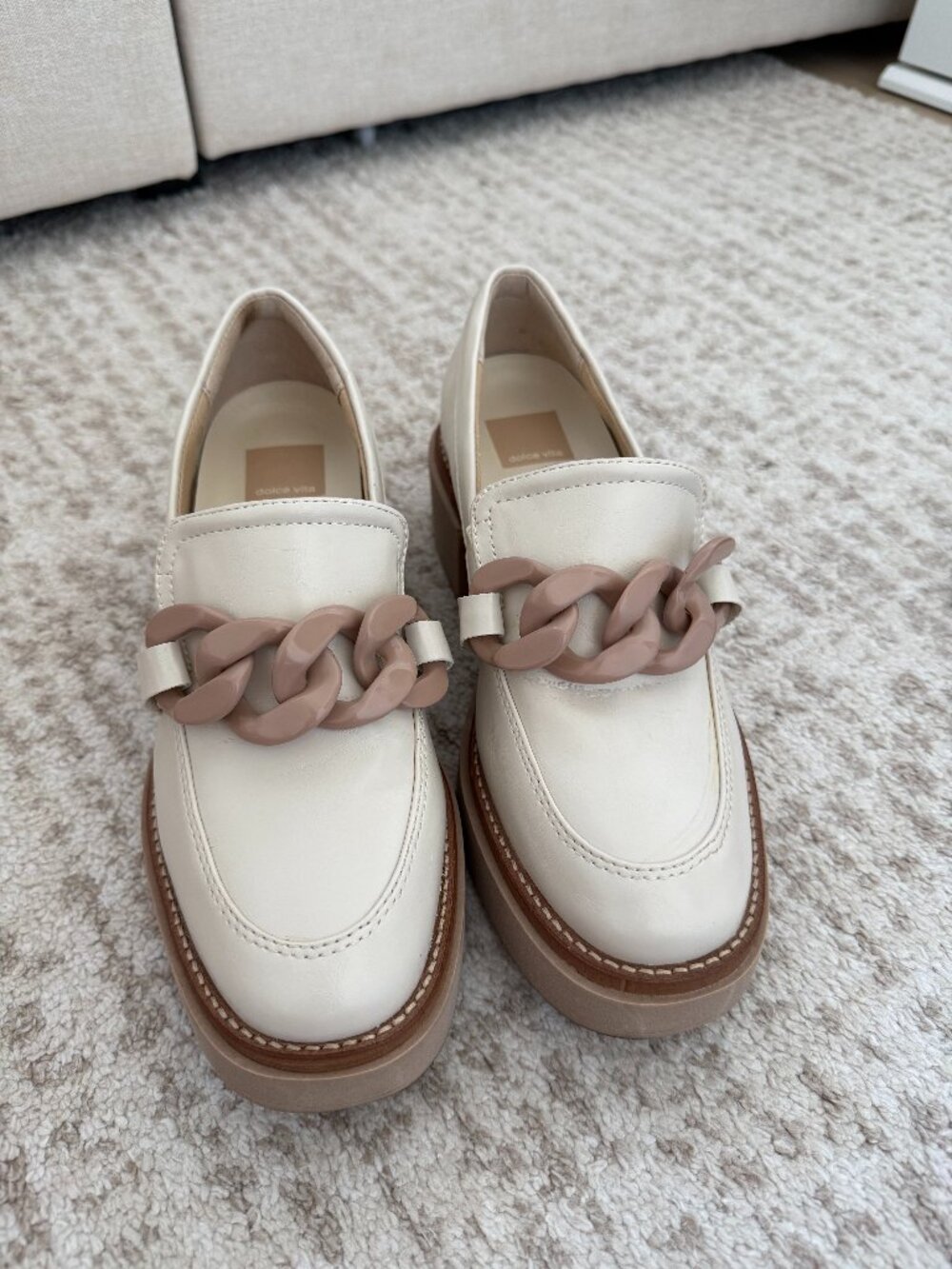 Dolce Vita Loafers in Ivory/Tan